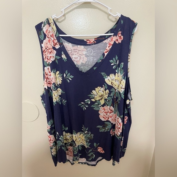 Maurices Tops - ✨Maurice’s Tank Top Size 3X